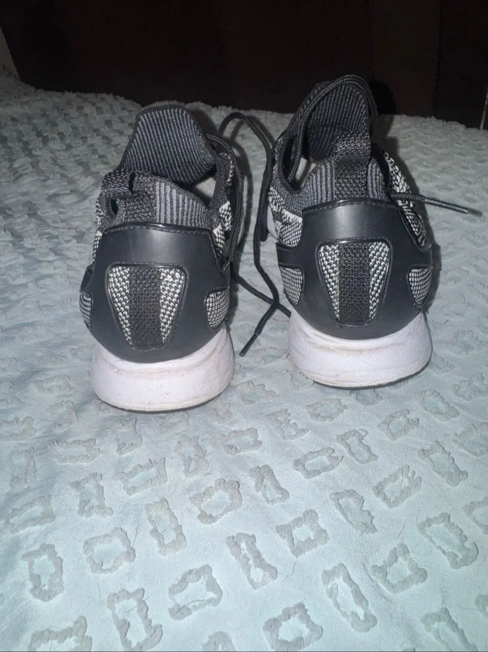 Nike Air zoom flyknit Mariah tennis shoes size 8